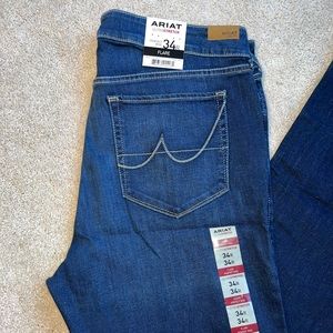 Ariat Jeans. UltraStretch Flare.